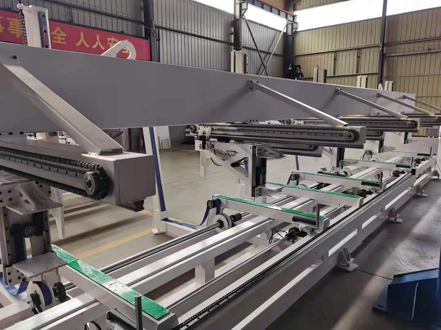 ȫ�Ԅ�(d��ng)�йܙC(j��)